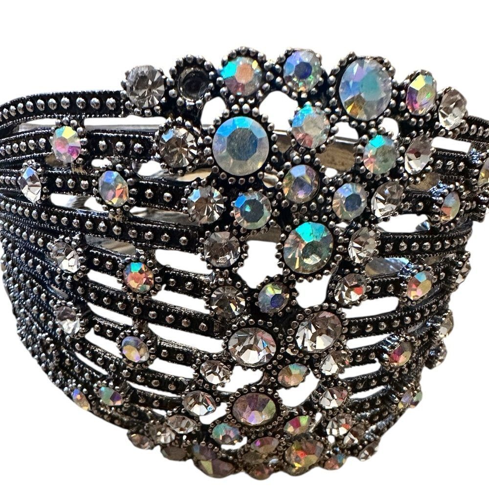 Sparkling Rhinestone Bracelet. Aurora Borealis clamper bracelet.Missing 2 stones - Picture 5 of 6